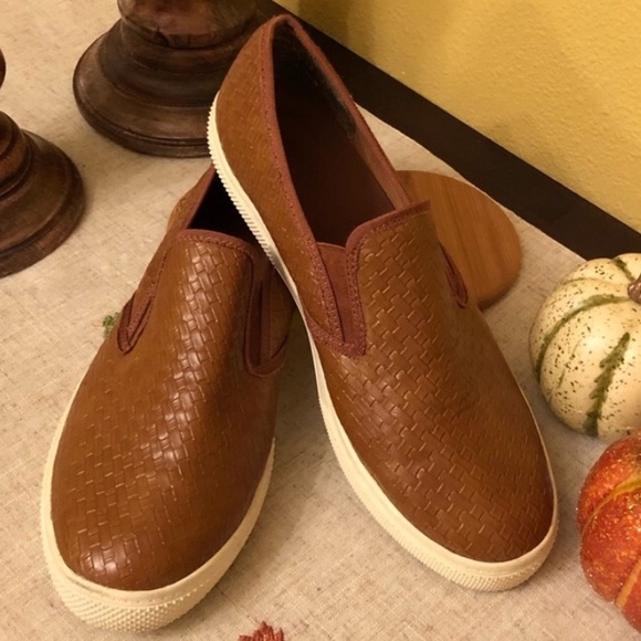 simple chappal simple